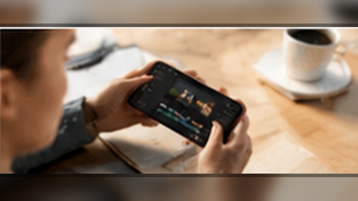 Confronto timeline AI audio ed esportazione tra editor video